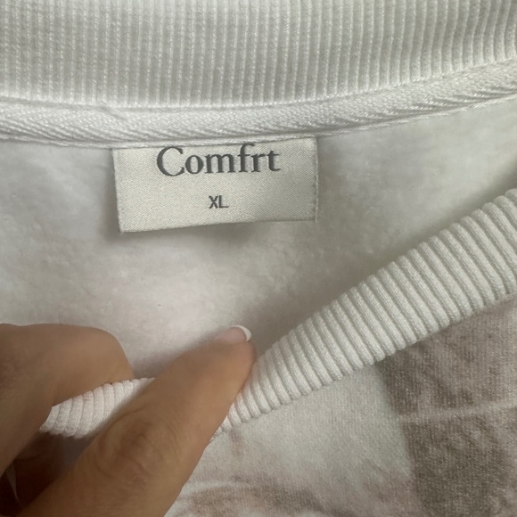 Comfrt Collection Tree Print Sweatshirt XL | Cream Beige Nature Pattern - Picture 4 of 7